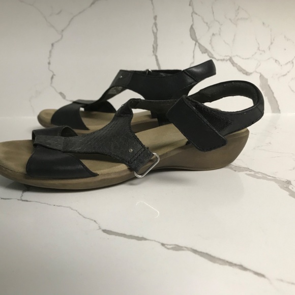 Clarks Women’s Sandals Black US 6 - Picture 4 of 7